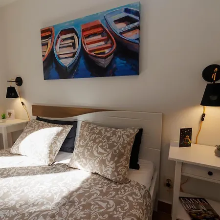 Urban Center Apartment Split