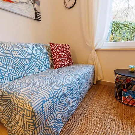 Urban Center Apartment *